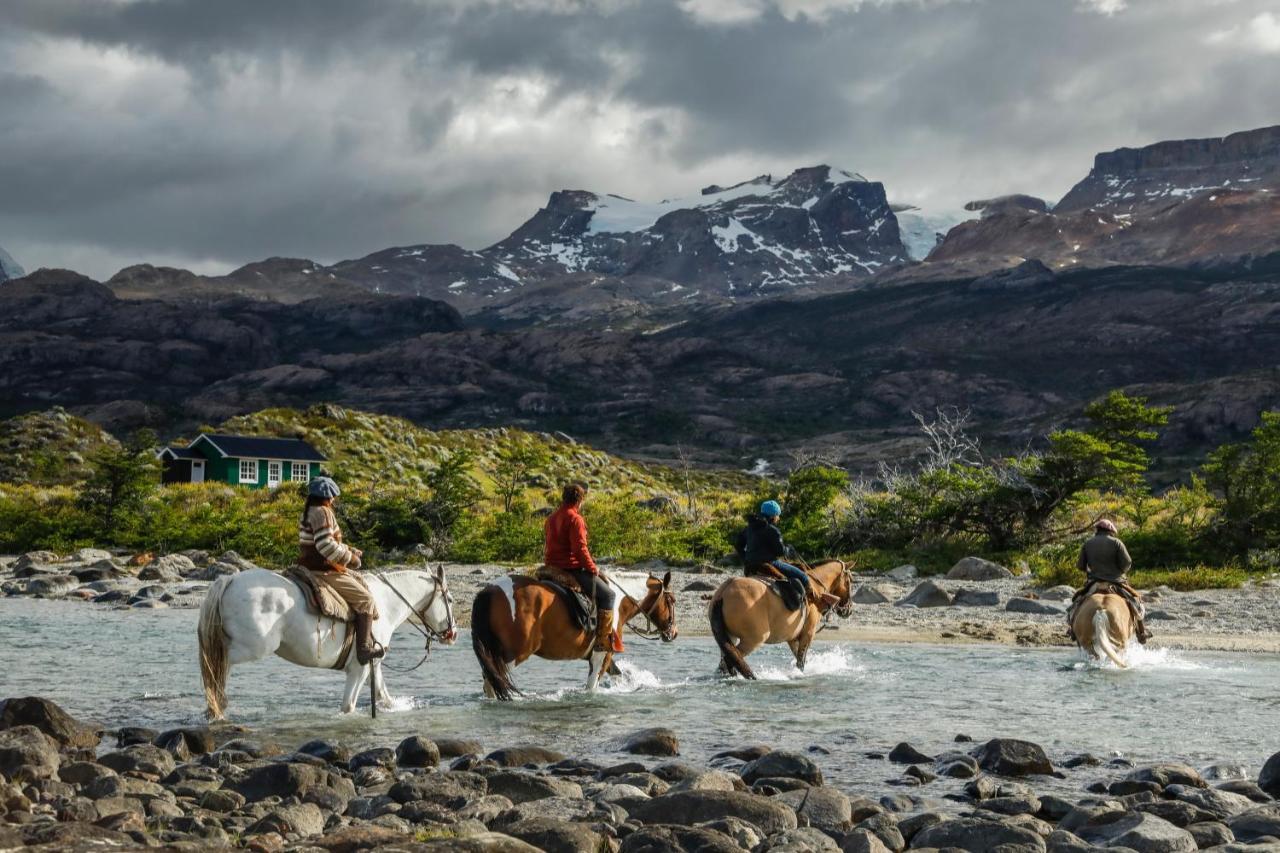 Estancia Cristina Lodge - El Calafate エクステリア 写真