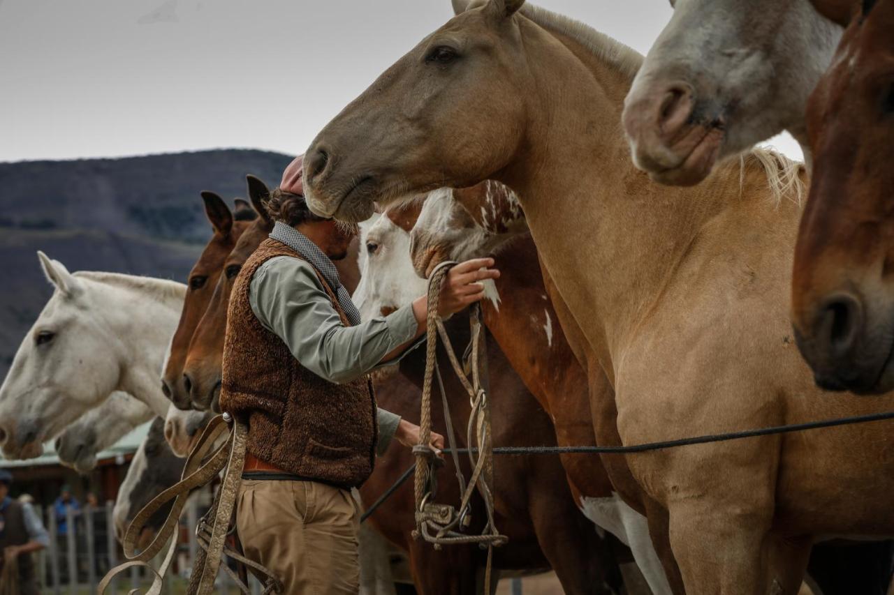 Estancia Cristina Lodge - El Calafate エクステリア 写真